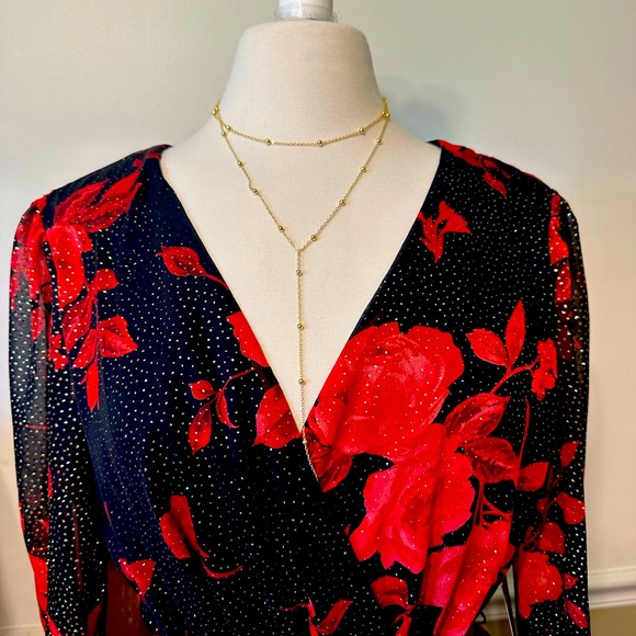 ⭐️HostPick⭐️City Triangles Black & Red Floral Long Sleeve Dress w/ Gold sparkles - Picture 13 of 14